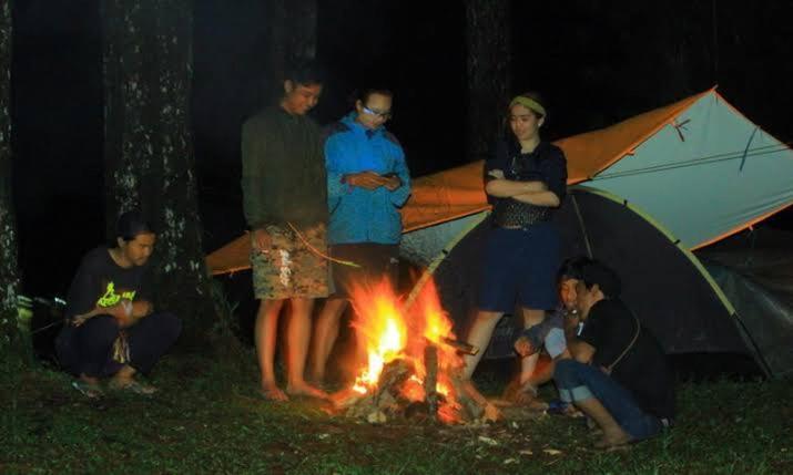 Tapian Ratu Camp Real بوغيتّينغي المظهر الخارجي الصورة