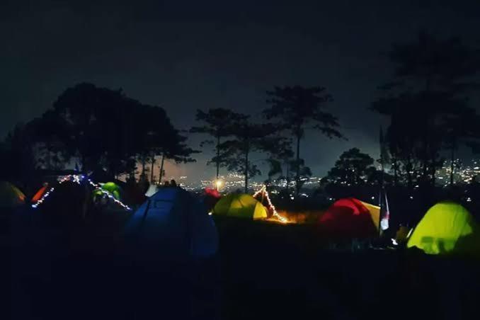 Tapian Ratu Camp Real بوغيتّينغي المظهر الخارجي الصورة